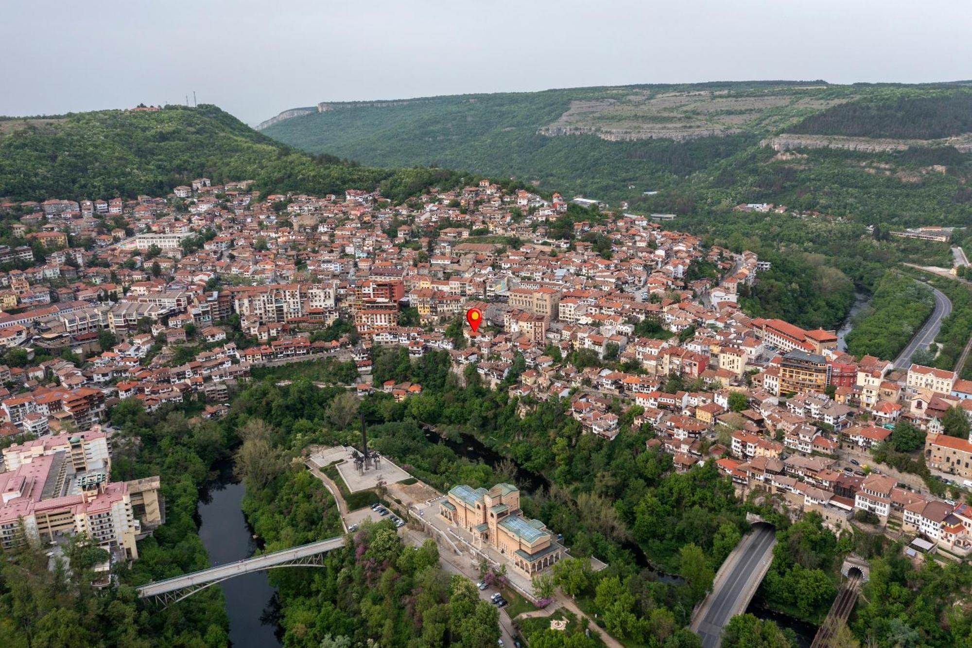 Bobevata Guest House - Floor 2 - Stunning View Old Town Veliko Tarnovo Eksteriør billede
